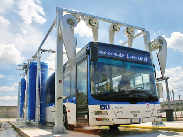 公交大巴洗車機(jī)KW-420DF